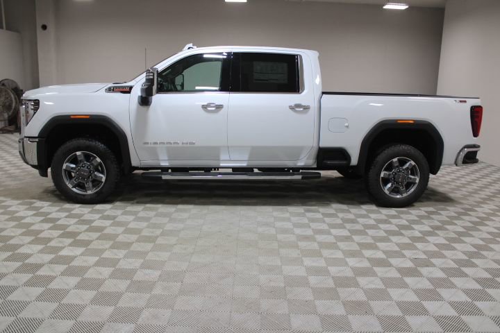 New 2026 GMC Sierra 2500 SLT w/ SLT Premium Package image 8