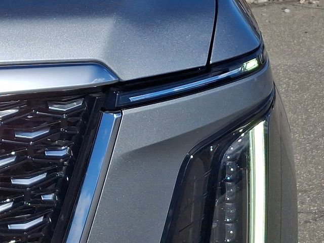 Certified 2025 Cadillac Escalade Premium Luxury image 7