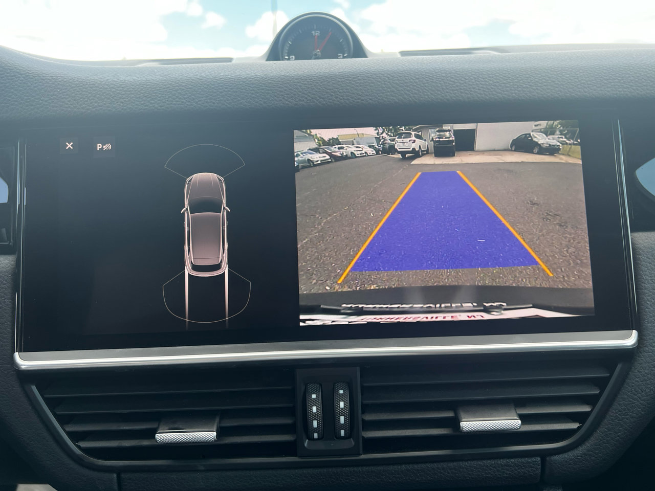 Used 2021 Porsche Cayenne image 21