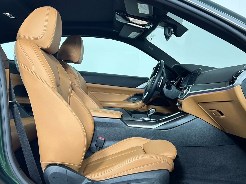 Used 2023 BMW 430i xDrive Coupe w/ Premium Package image 10