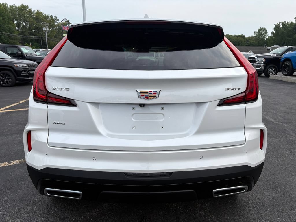 Used 2024 Cadillac XT4 Premium Luxury w/ Active Safety Package AWD/4WD image 6