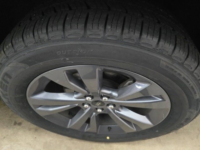 Used 2023 Ford Explorer XLT w/ Equipment Group 202A image 13