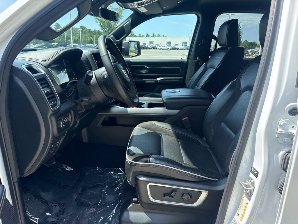 Used 2025 RAM 1500 Laramie AWD/4WD image 12
