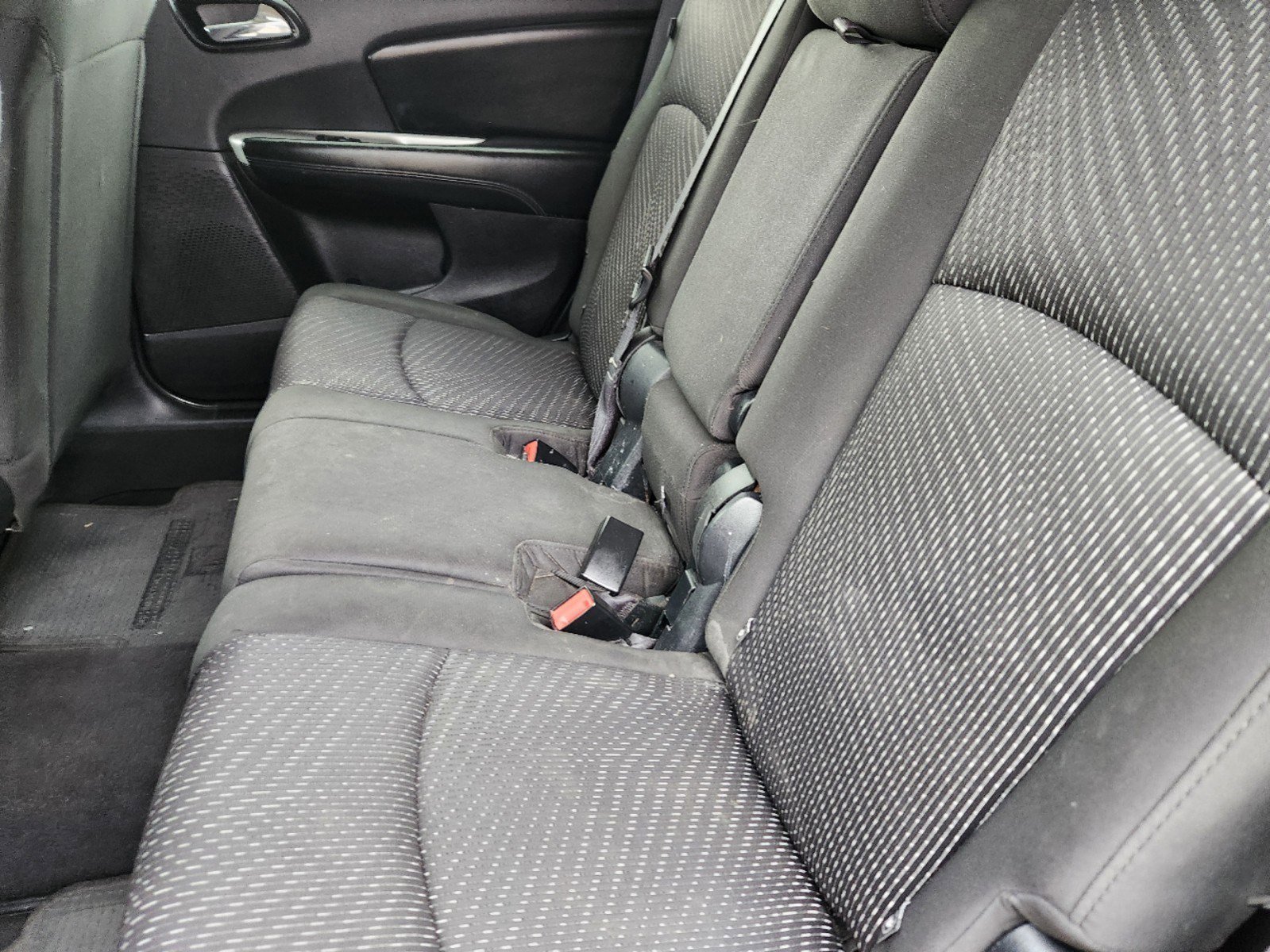 Used 2016 Dodge Journey SXT image 9