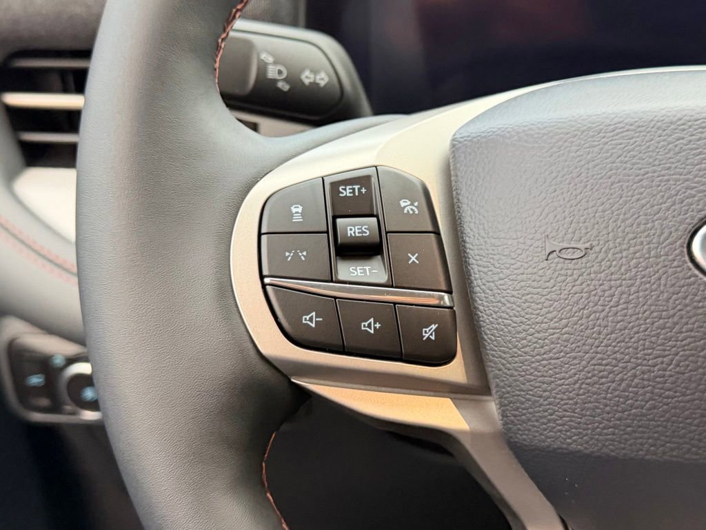 New 2026 Ford Explorer Active w/ Active Comfort Package RWD image 19