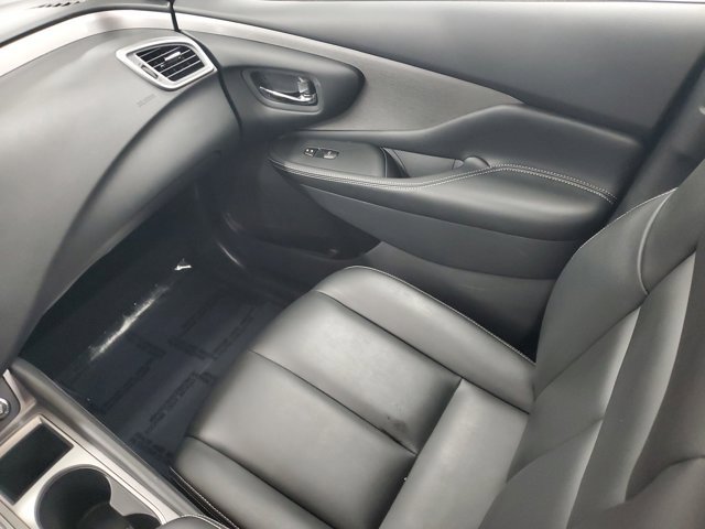 Used 2024 Nissan Murano SV w/ SV Midnight Edition Package image 11