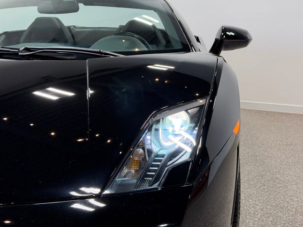 Used 2011 Lamborghini Gallardo LP 560-4 AWD/4WD image 4