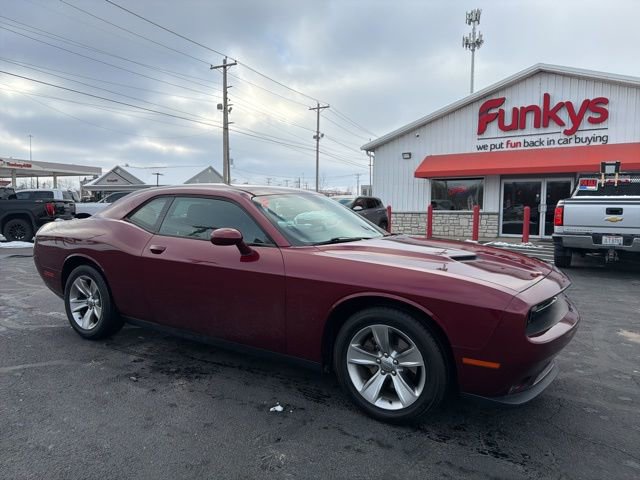 Used 2017 Dodge Challenger SXT