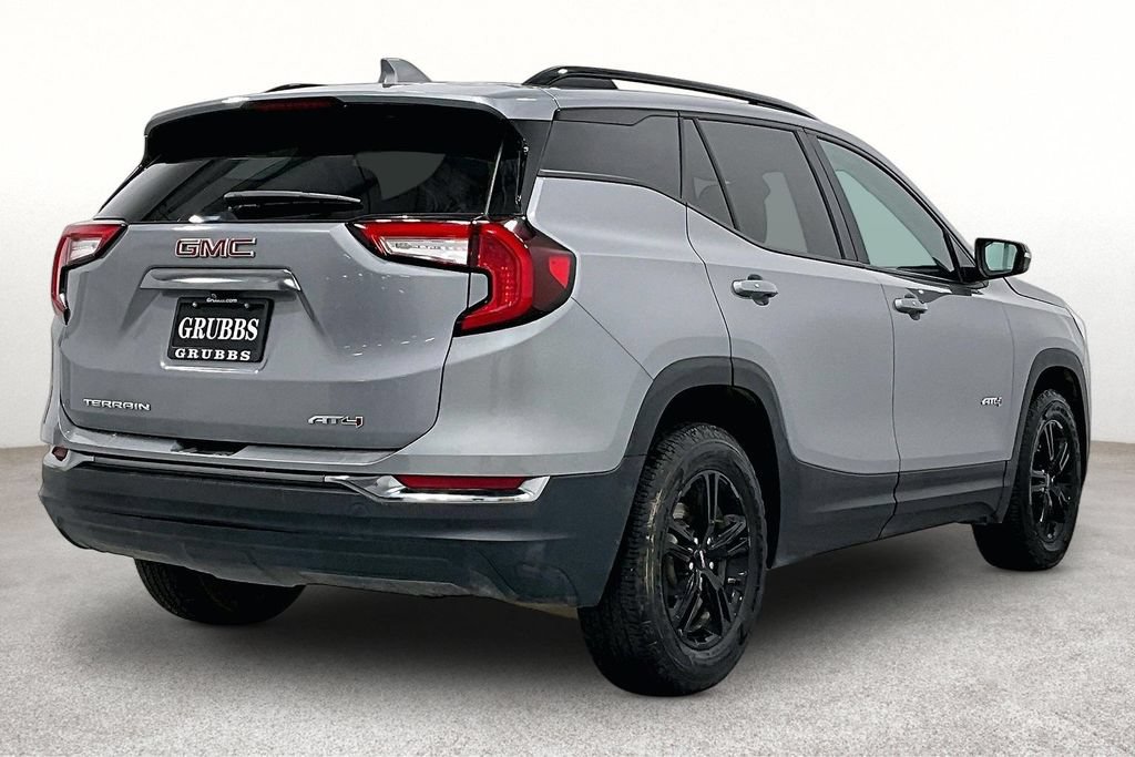 Used 2023 GMC Terrain AT4 AWD/4WD image 2