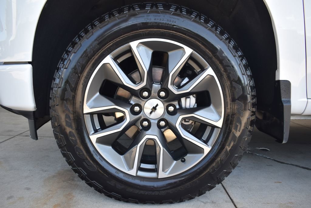 Used 2023 Chevrolet Silverado 1500 RST w/ Convenience Package II AWD/4WD image 12