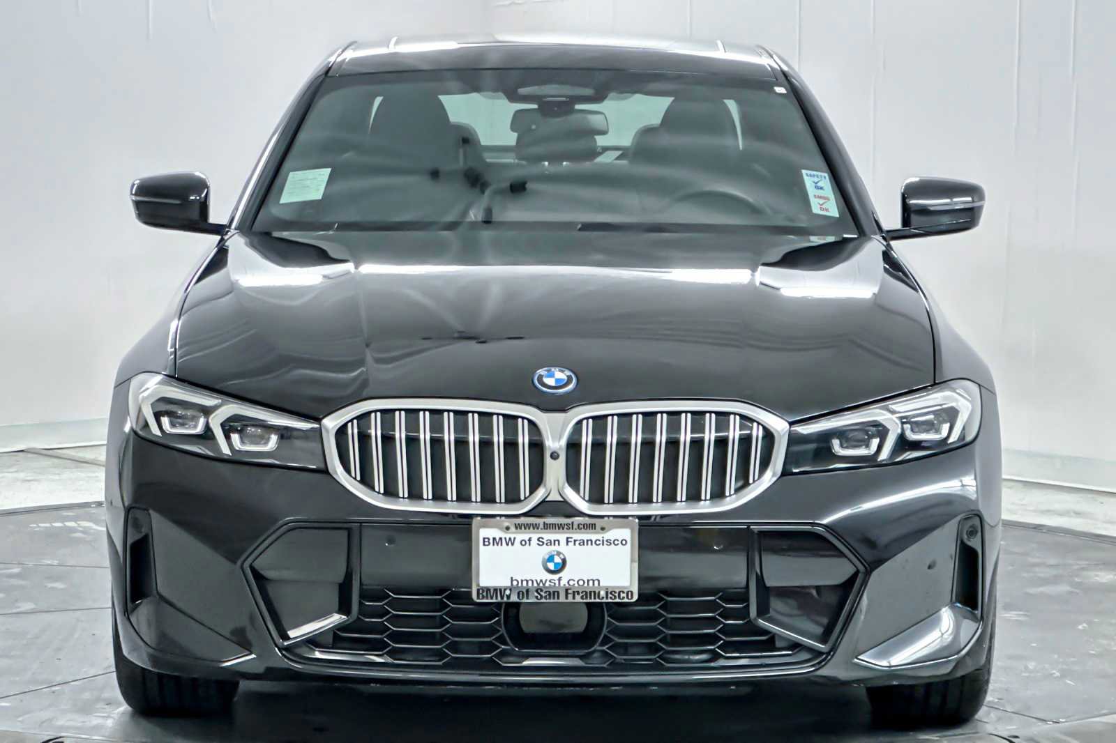 Used 2024 BMW 330e xDrive w/ Premium Package image 10
