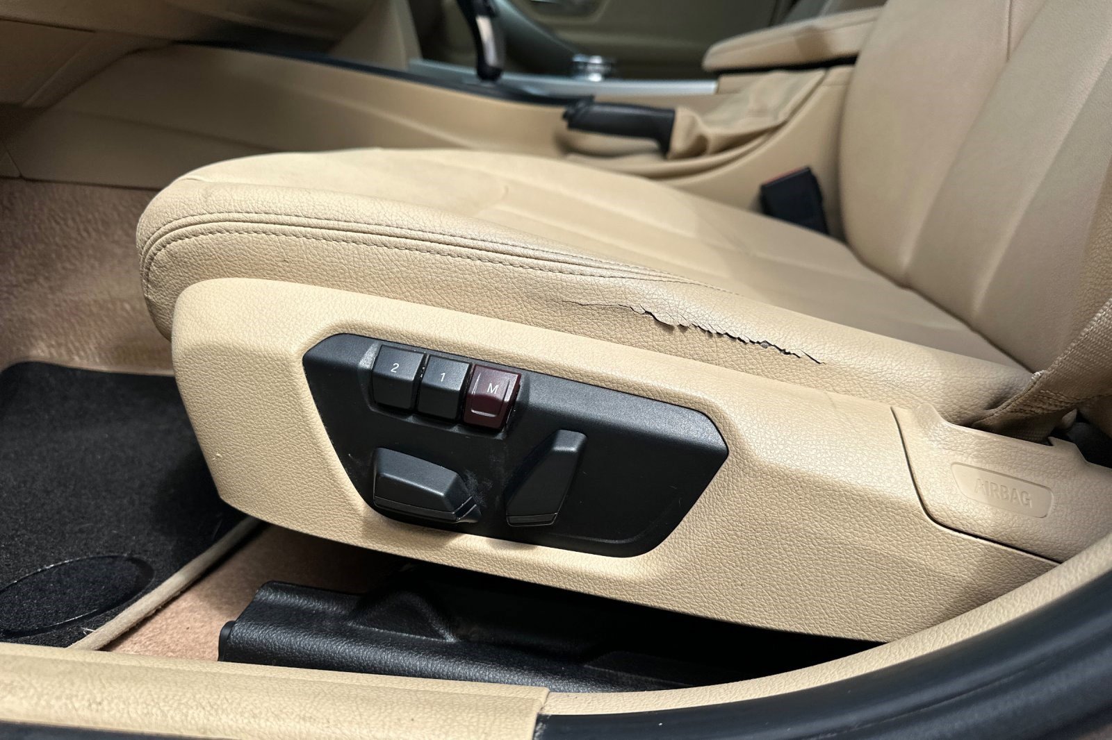 Used 2014 BMW 320i Sedan image 14