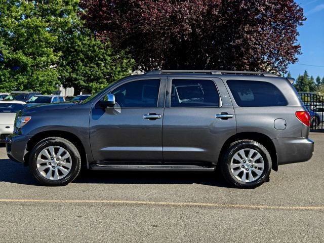 Used 2014 Toyota Sequoia Limited AWD/4WD image 5