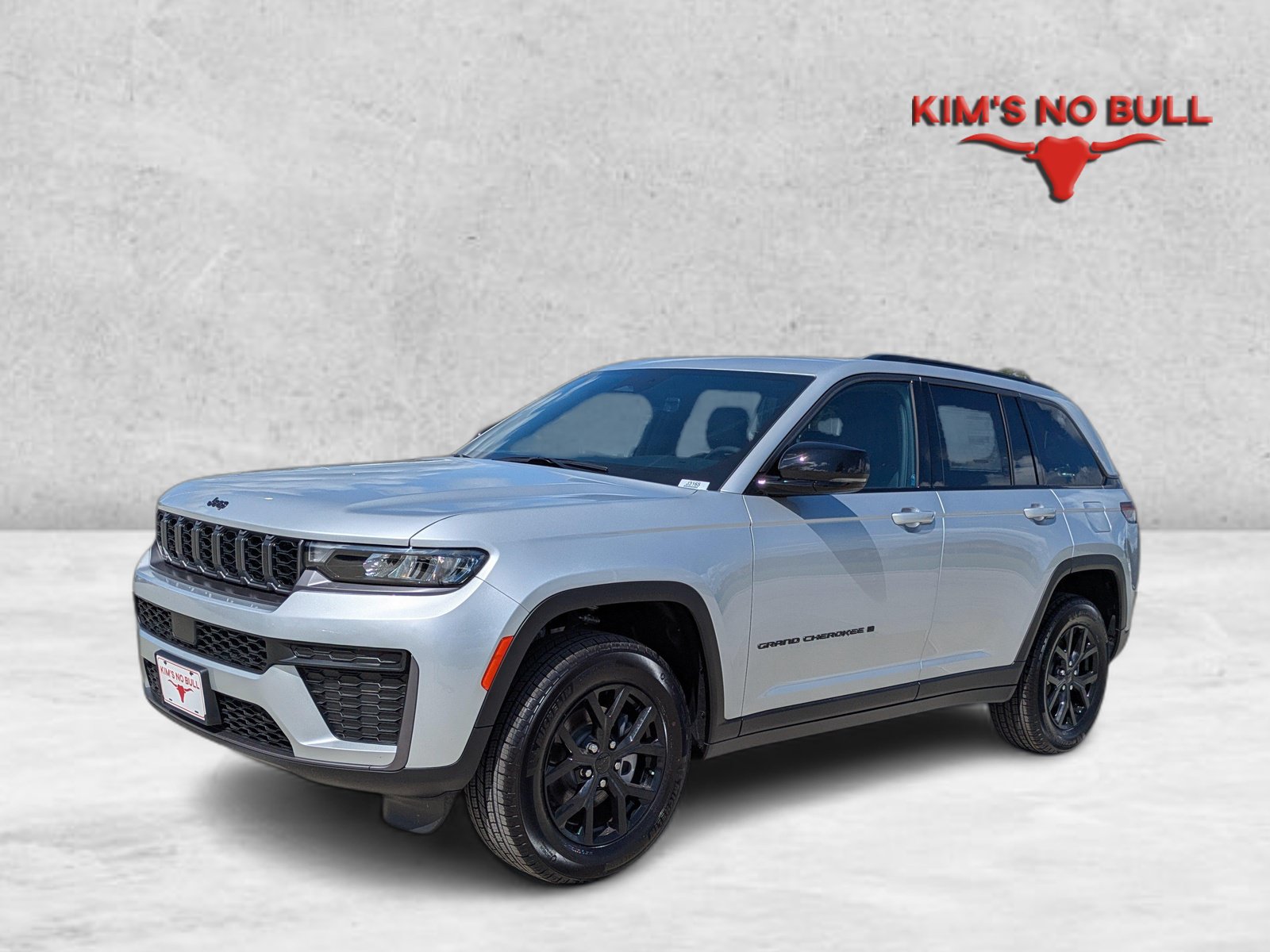New 2026 Jeep Grand Cherokee Altitude RWD image 1