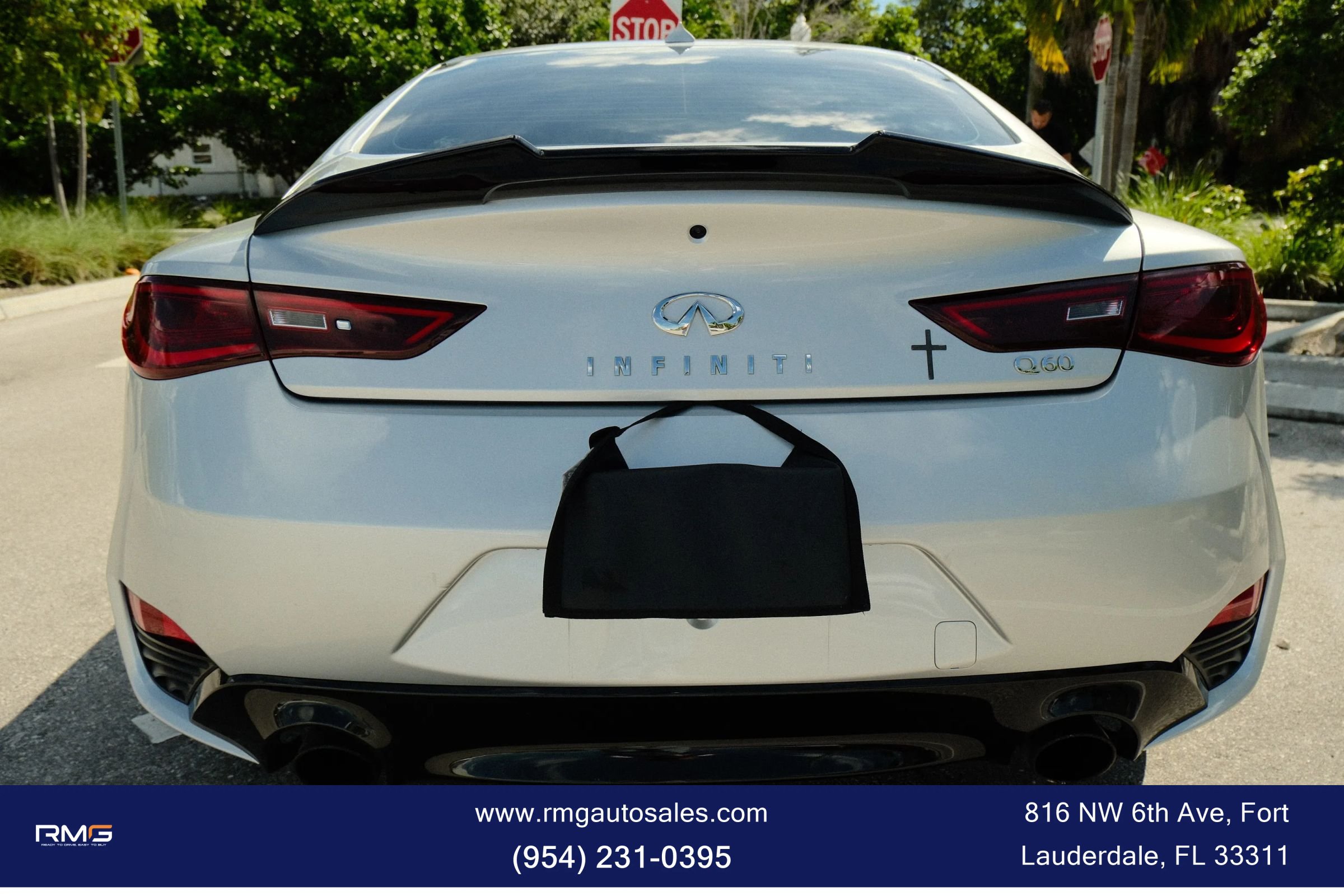Used 2018 INFINITI Q60 3.0t Luxe RWD image 7