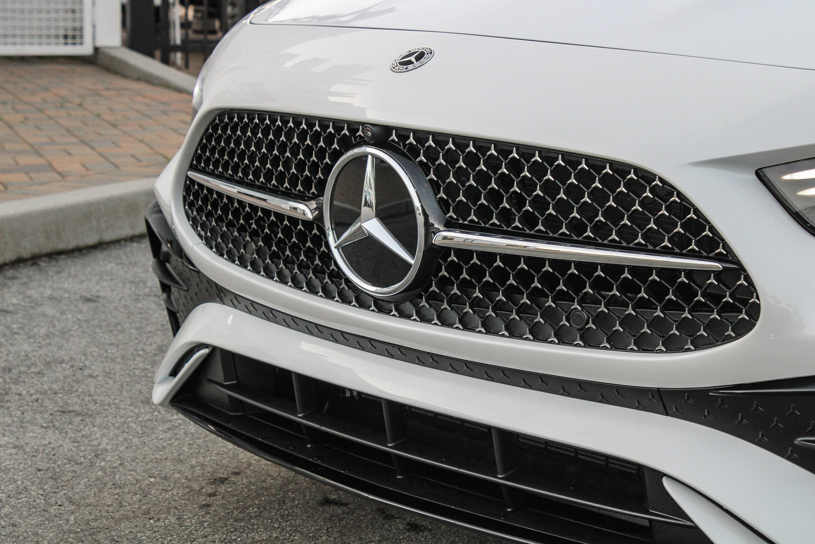 New 2026 Mercedes-Benz CLE 300 4MATIC Cabriolet image 5