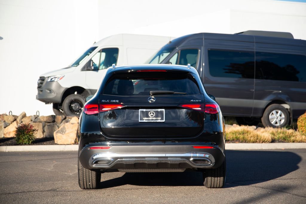 New 2026 Mercedes-Benz GLC 300 4MATIC image 4