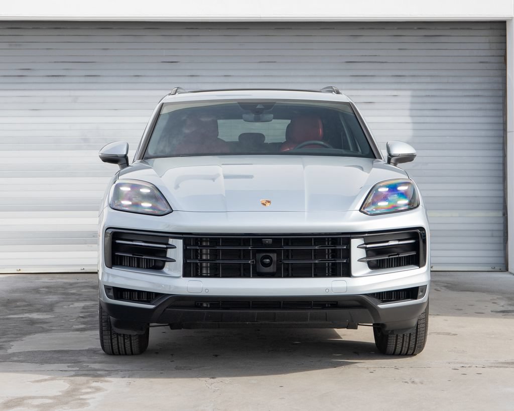 Certified 2026 Porsche Cayenne AWD/4WD image 11