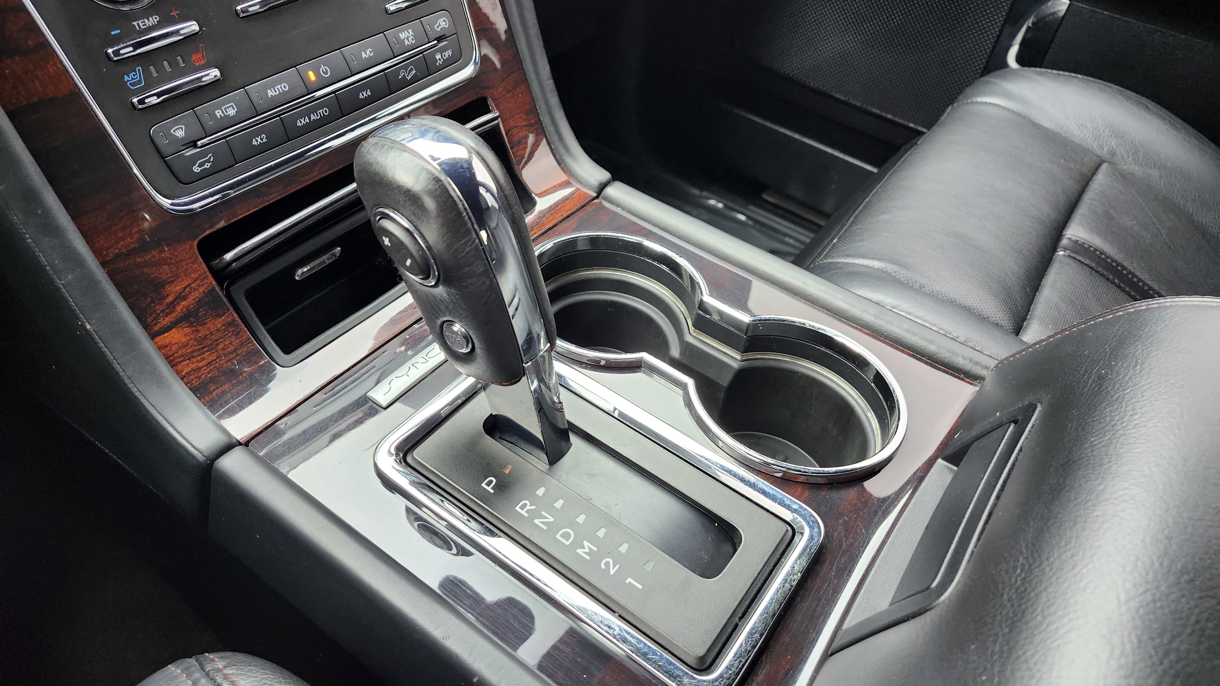 Used 2016 Lincoln Navigator Reserve image 35