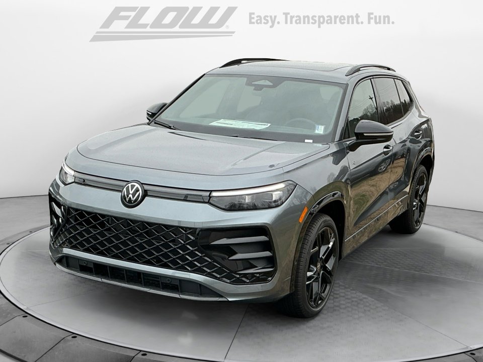 New 2026 Volkswagen Tiguan SE R-Line AWD/4WD image 3
