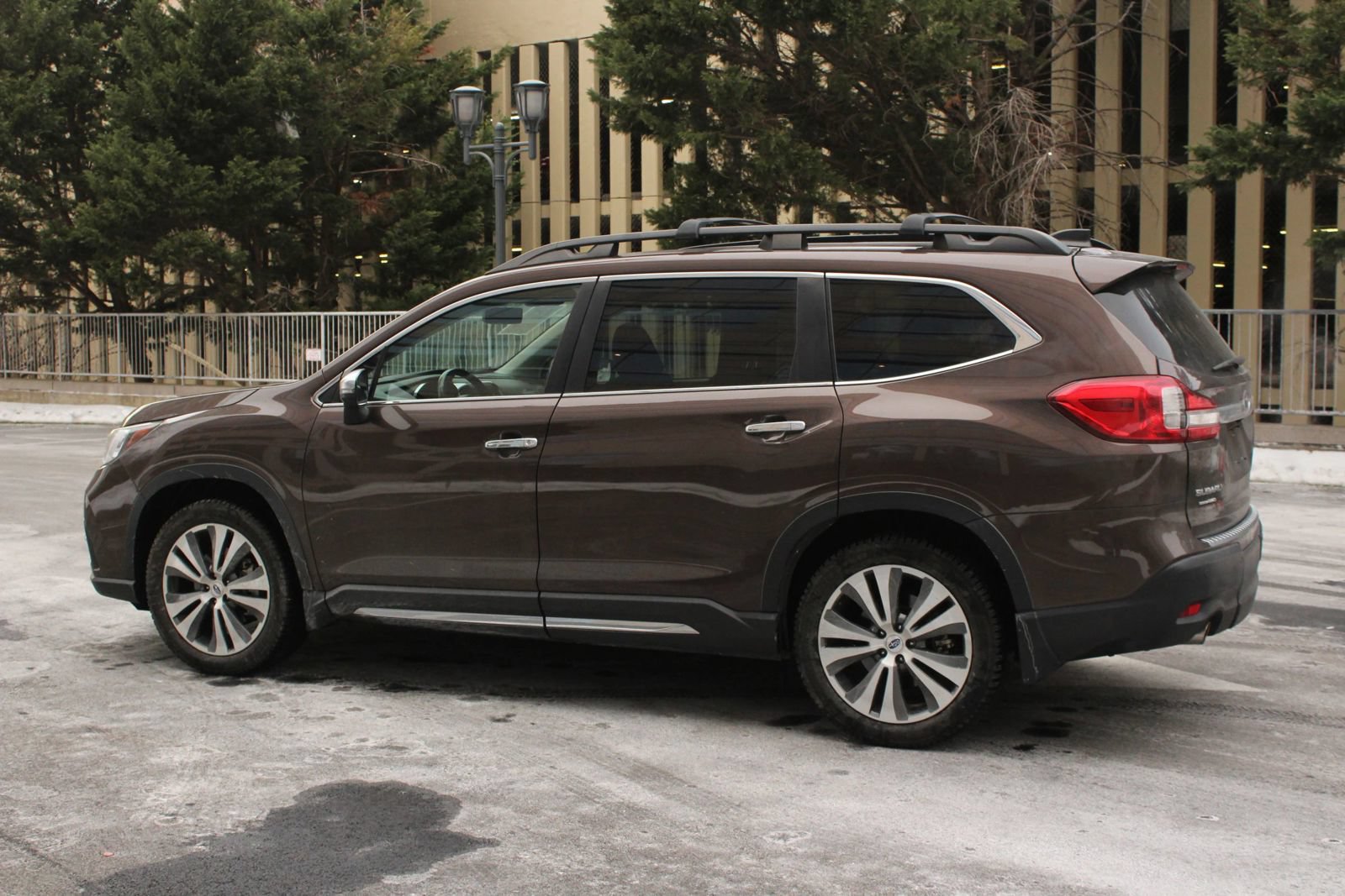 Used 2019 Subaru Ascent Touring w/ Popular Package #2 AWD/4WD image 9