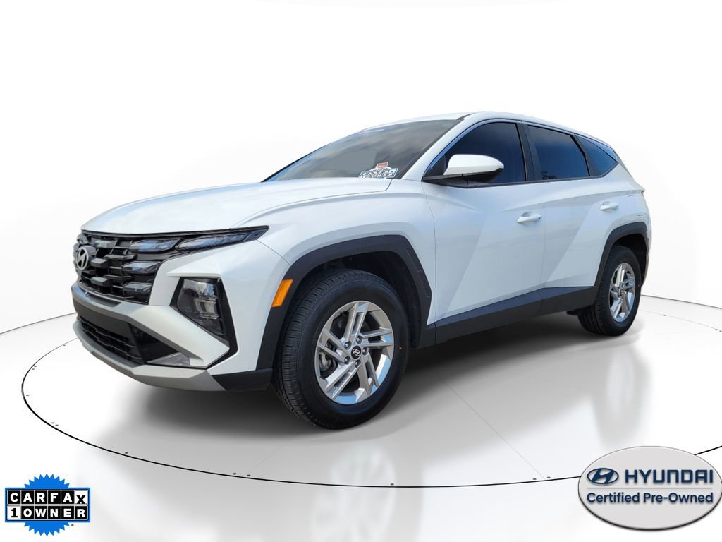 Used 2025 Hyundai Tucson SE AWD/4WD image 2