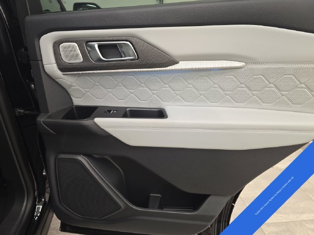New 2026 Ford Explorer Platinum w/ LUX Leather Package AWD/4WD image 18