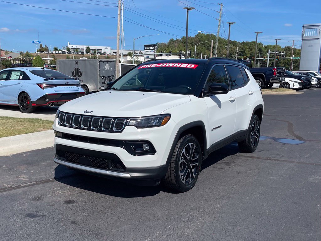 Used 2022 Jeep Compass Limited w/ Sun and Sound Group AWD/4WD image 4