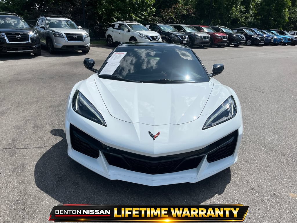 Used 2024 Chevrolet Corvette Z06 RWD image 10
