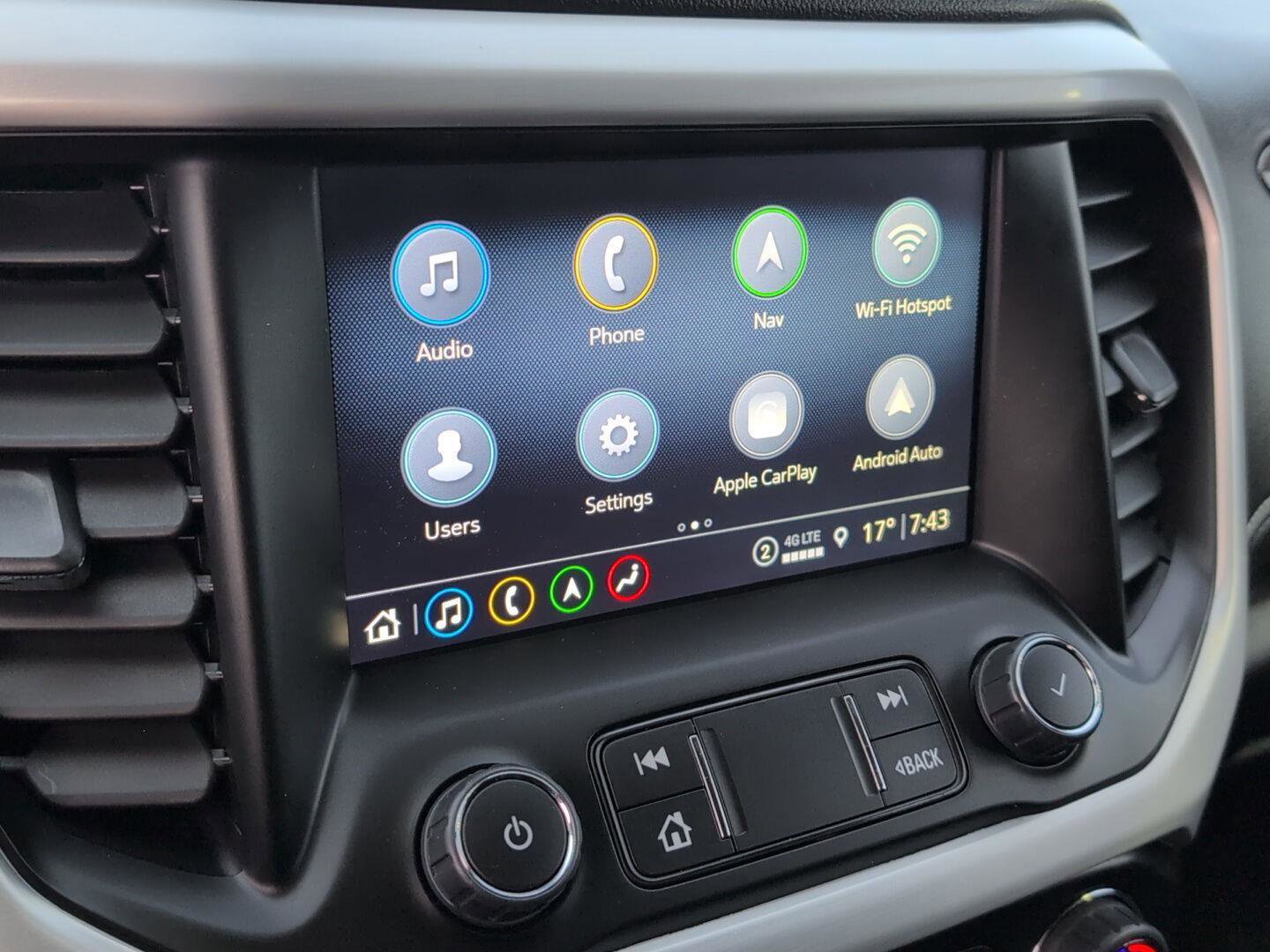 Used 2023 GMC Acadia SLT image 31