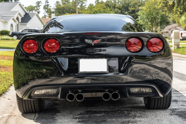 Used 2008 Chevrolet Corvette Coupe w/ Preferred Equipment Group RWD image 7