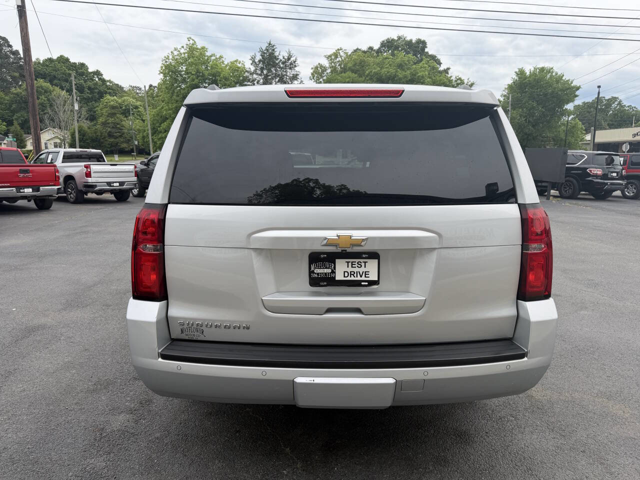 Used 2015 Chevrolet Suburban LT AWD/4WD image 5