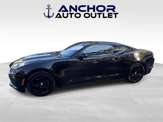 Used 2019 Chevrolet Camaro LT RWD image 5