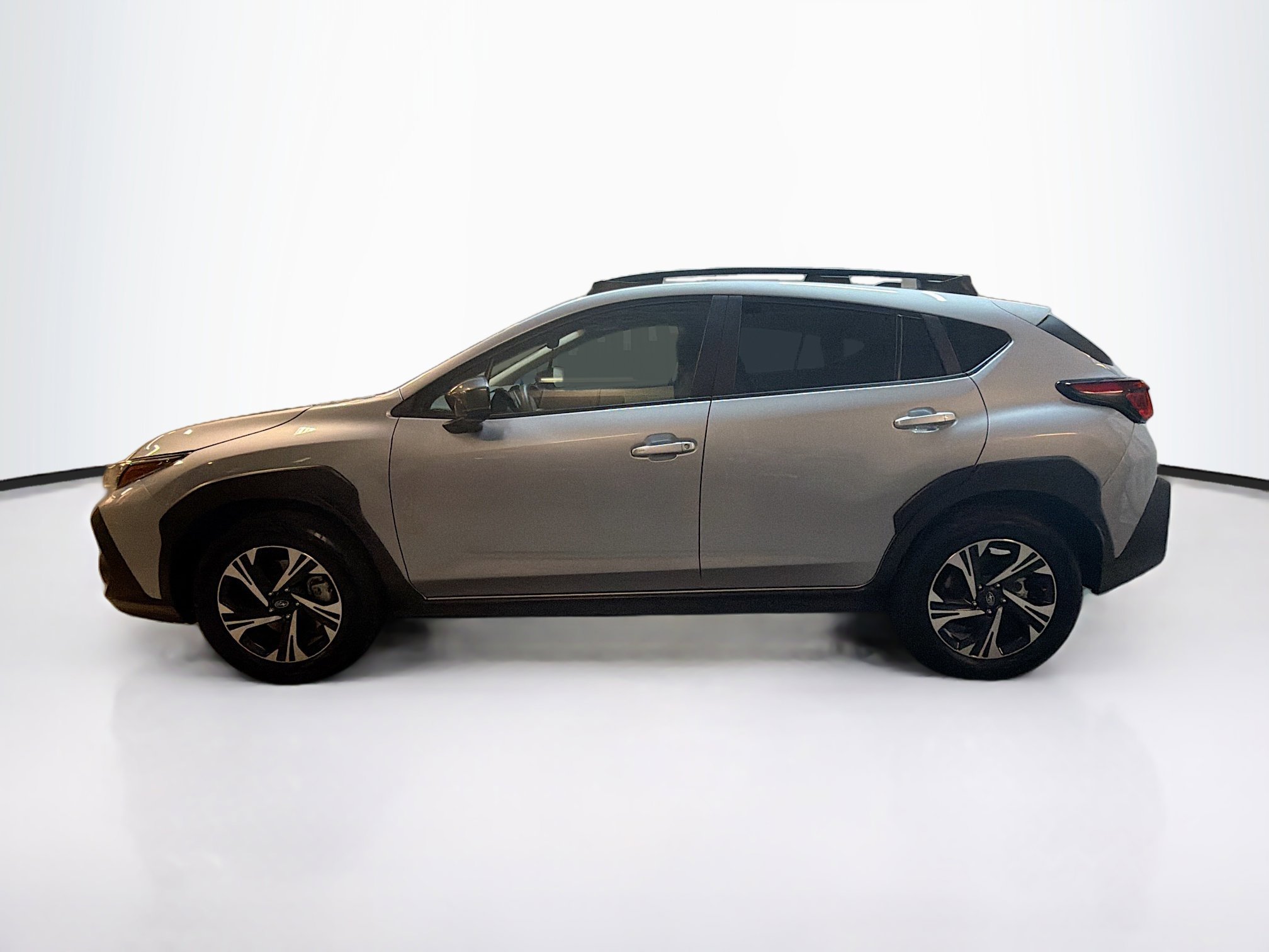 Used 2025 Subaru Crosstrek 2.0i Premium AWD/4WD image 4