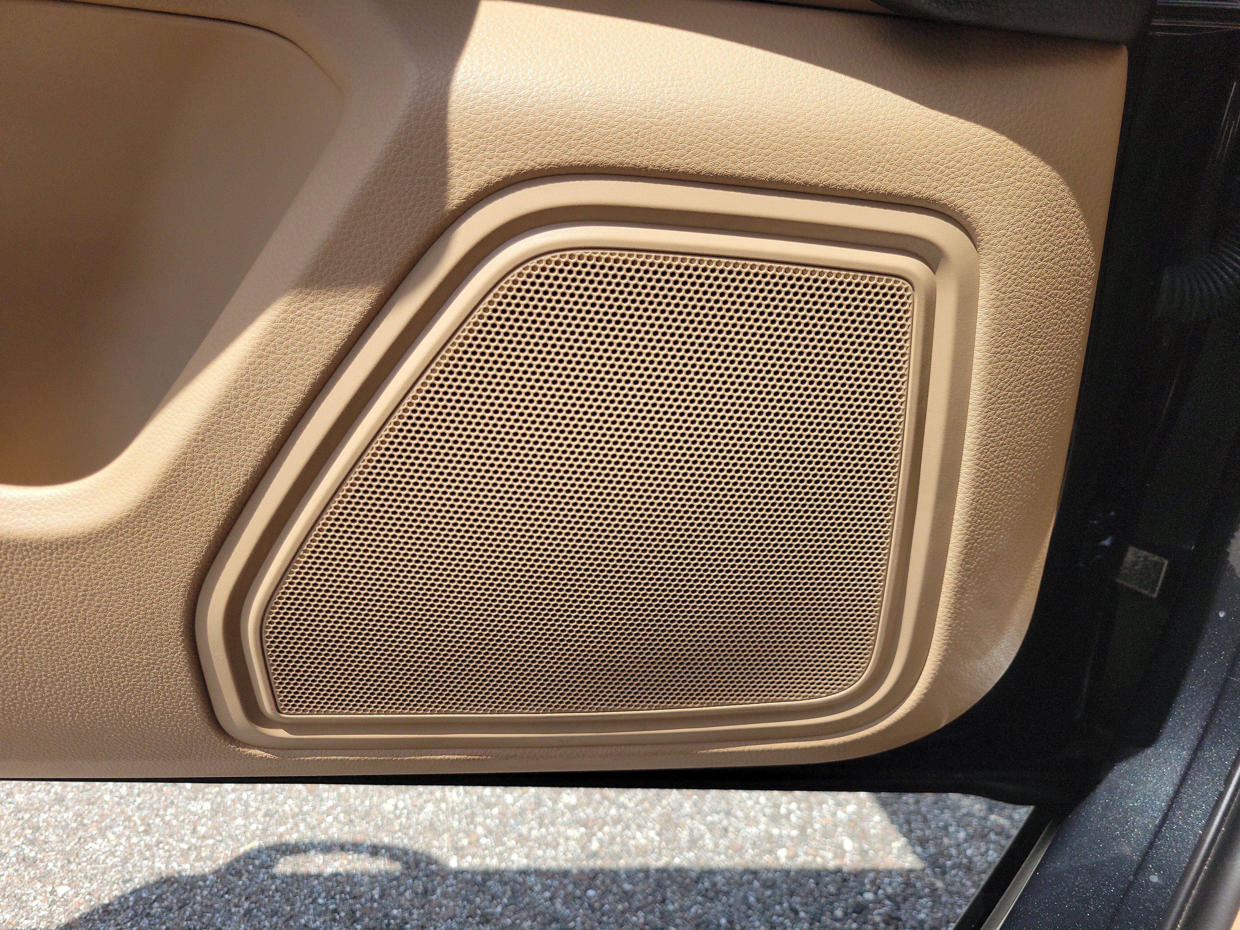 Certified 2024 Porsche Macan S AWD/4WD image 19