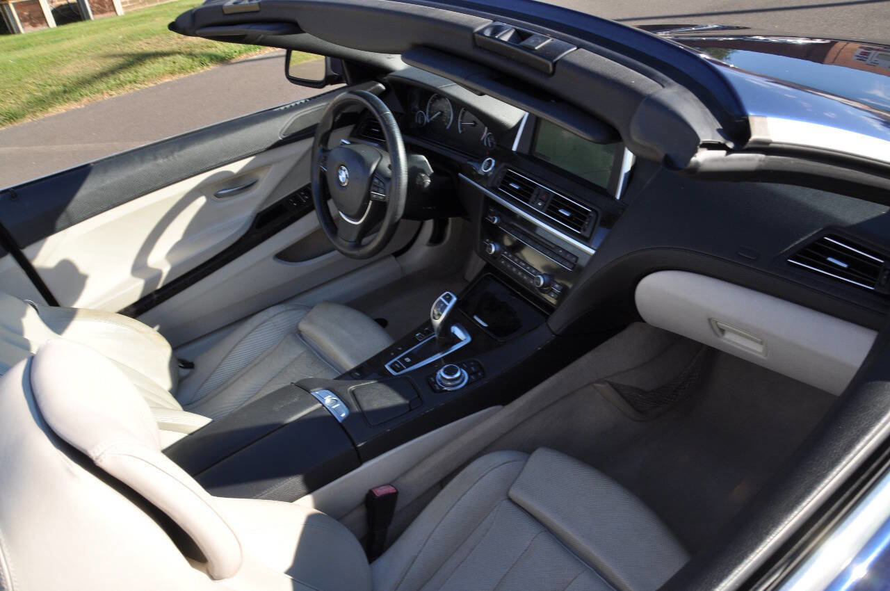 Used 2012 BMW 650i xDrive Convertible AWD/4WD image 25
