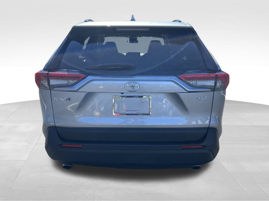 Certified 2025 Toyota RAV4 XLE AWD/4WD image 4
