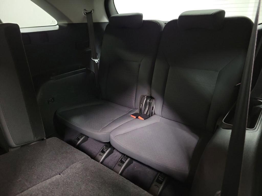 Used 2019 Kia Sorento LX image 25