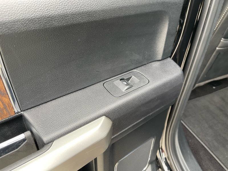 Used 2019 Ford F150 Lariat w/ Equipment Group 502A Luxury image 41