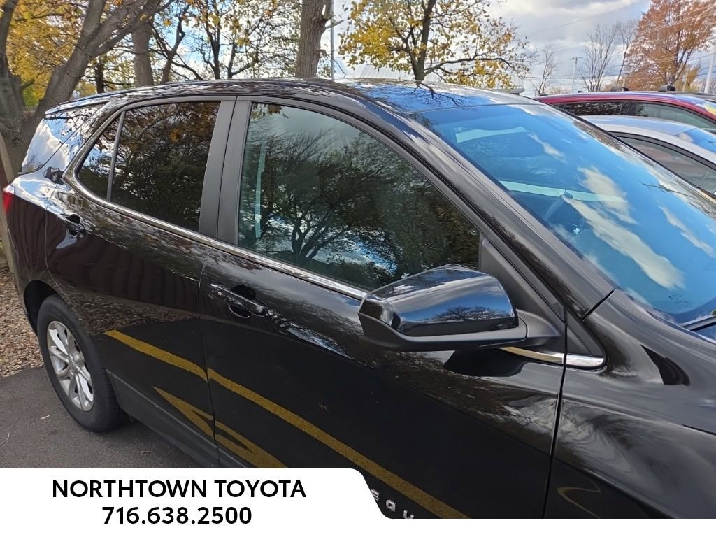 Used 2021 Chevrolet Equinox LT image 3