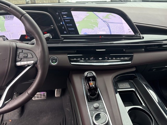 Certified 2023 Cadillac Escalade V w/ Heavy-Duty Trailer Package image 6