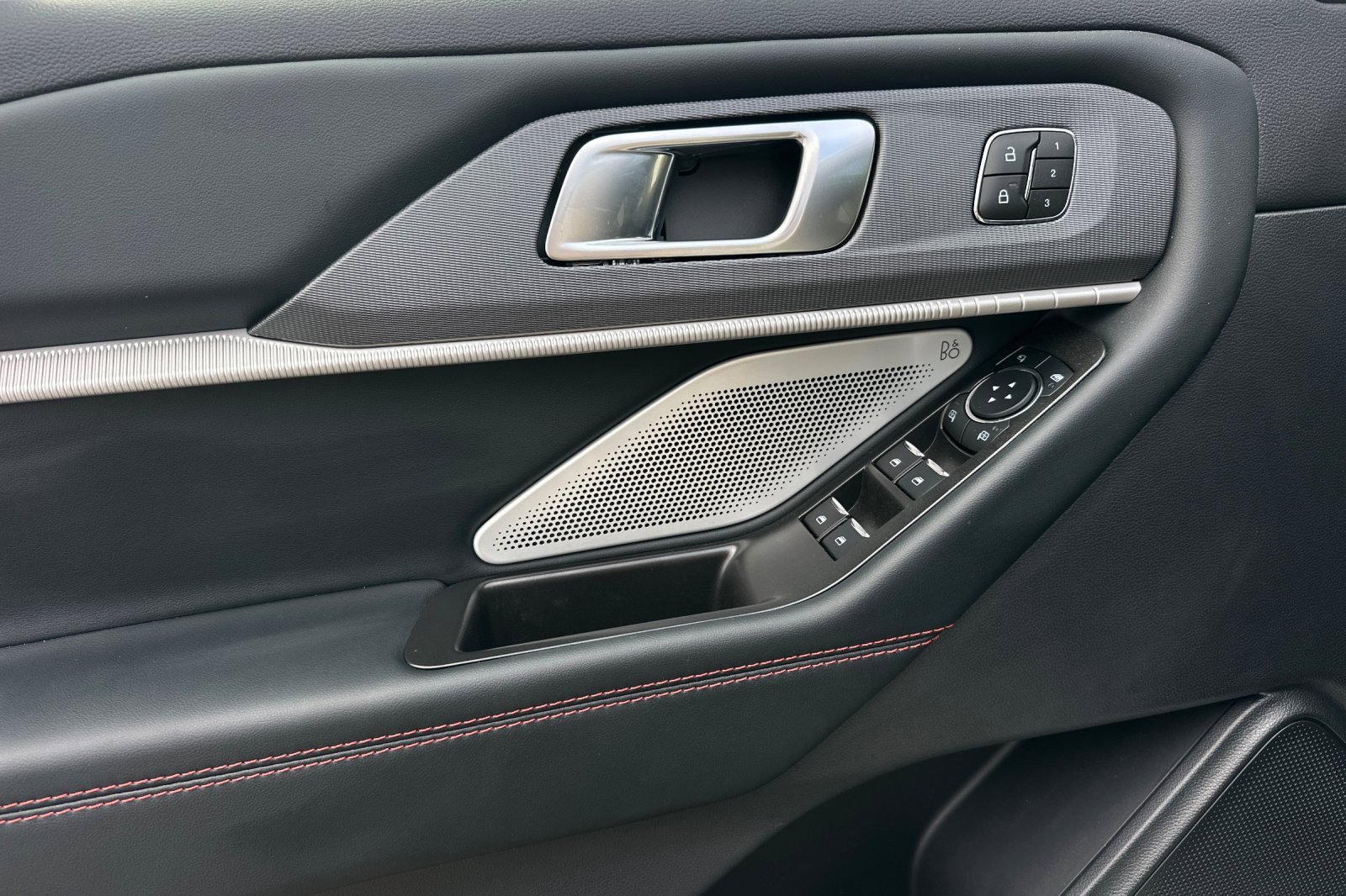 New 2025 Ford Explorer ST w/ Sun And Sound Package image 10