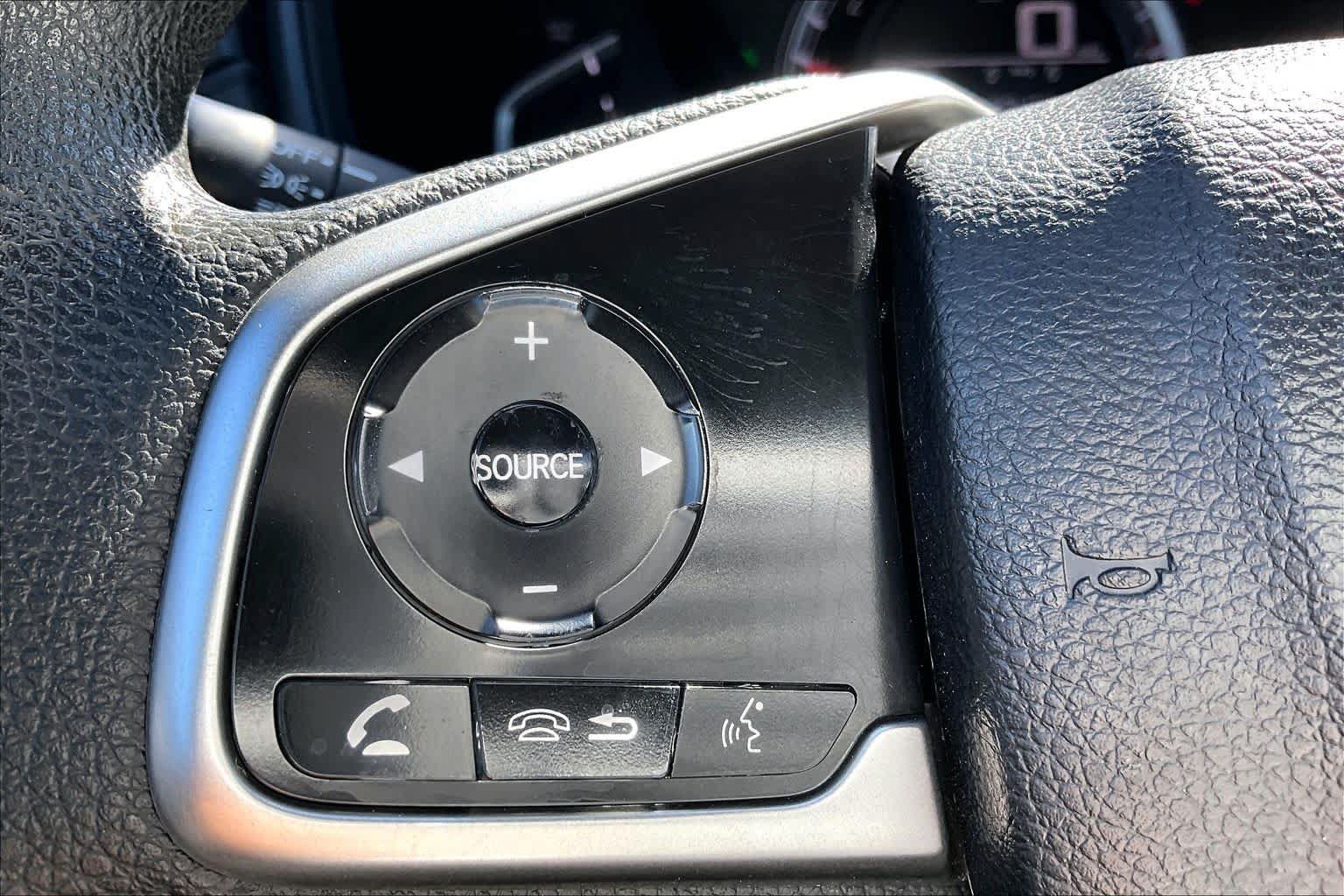 Used 2018 Honda CR-V LX image 23