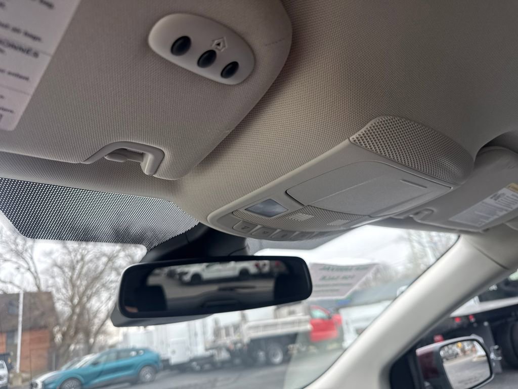 Used 2023 Ford Edge SEL w/ Convenience Package image 37