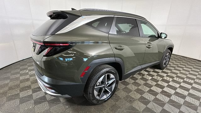 Certified 2025 Hyundai Tucson SEL AWD/4WD image 2