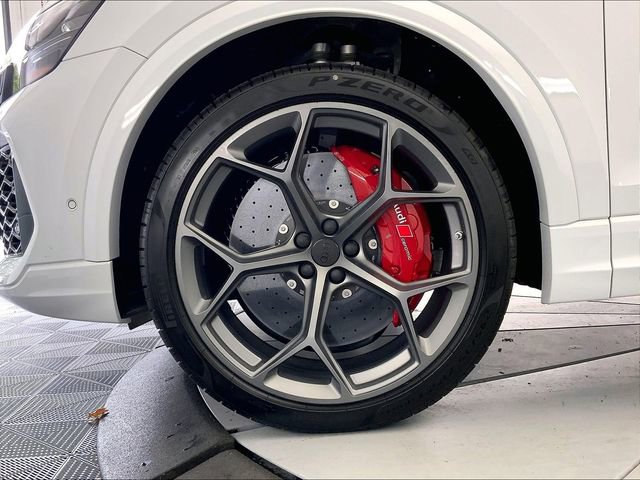New 2026 Audi RS Q8 performance image 12