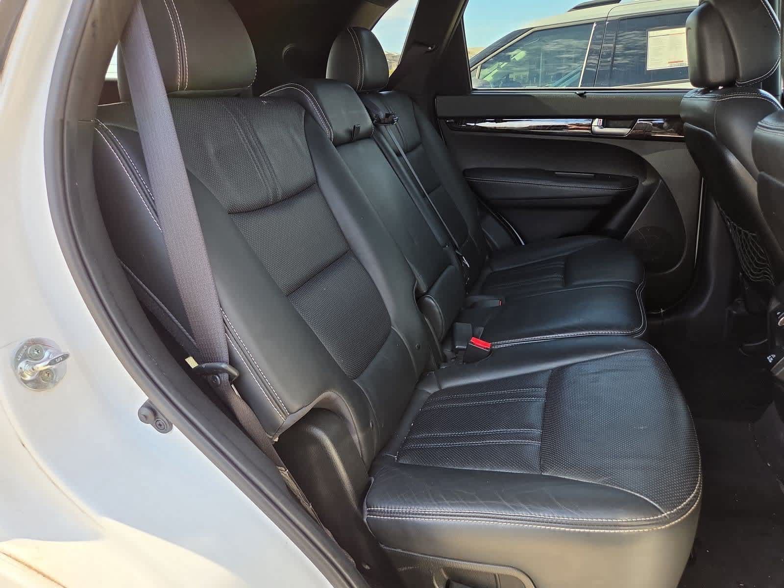 Used 2014 Kia Sorento SX w/ 3rd Row Package FWD image 20