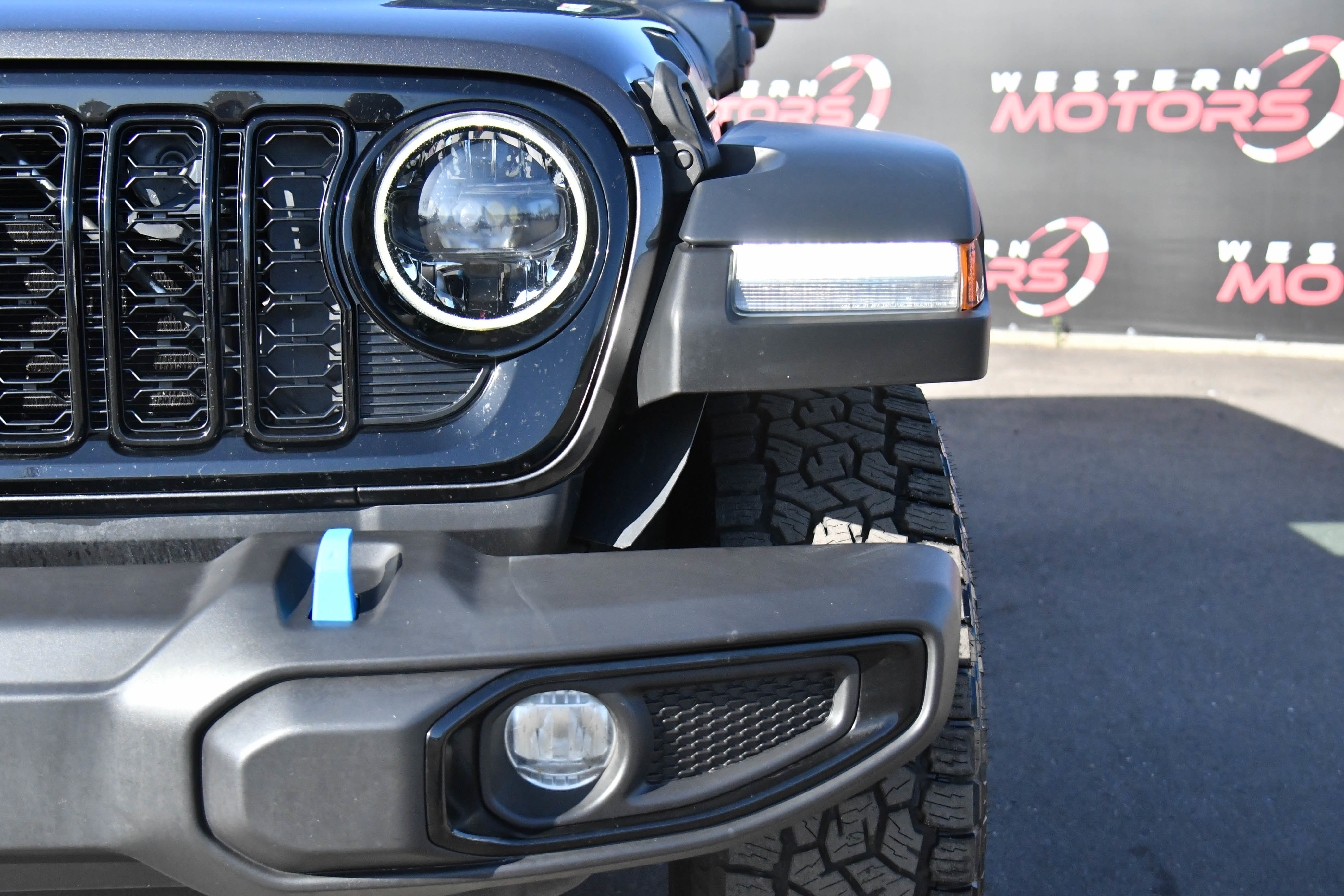 Used 2024 Jeep Wrangler Willys image 11