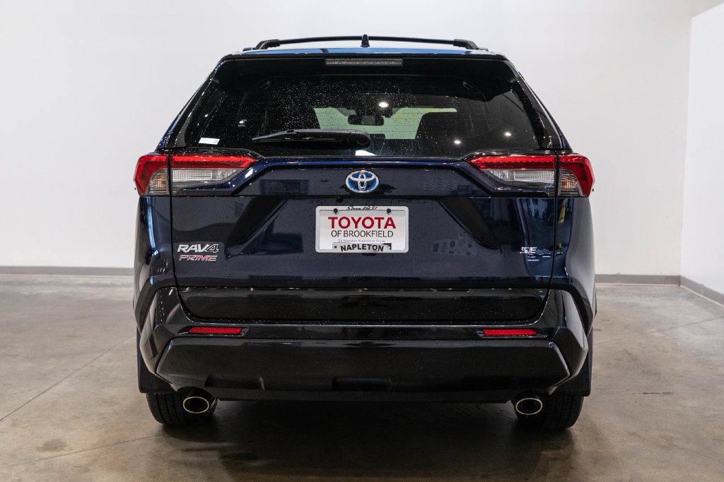 Used 2024 Toyota RAV4 SE w/ Weather & Moonroof Package AWD/4WD image 8
