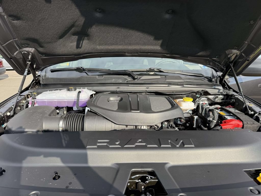 New 2026 RAM 1500 Tradesman AWD/4WD image 12